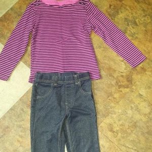 OshKosh B'gosh Matching Sets - girl 4t Osh kosh top and jeggings OshKosh B'gosh Matching Sets - girl 4t Osh kosh top and jeggings